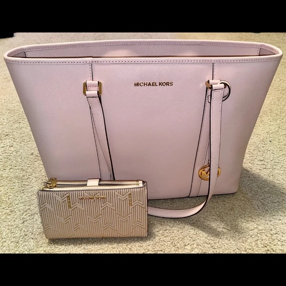 Michael Kors tote and wallet